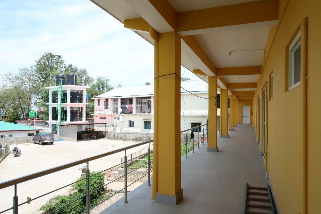 Zhim Zhim Guest House บีร์ ภายนอก รูปภาพ
